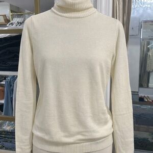 BYU B9001 Women's Cream Turtleneck Sweater